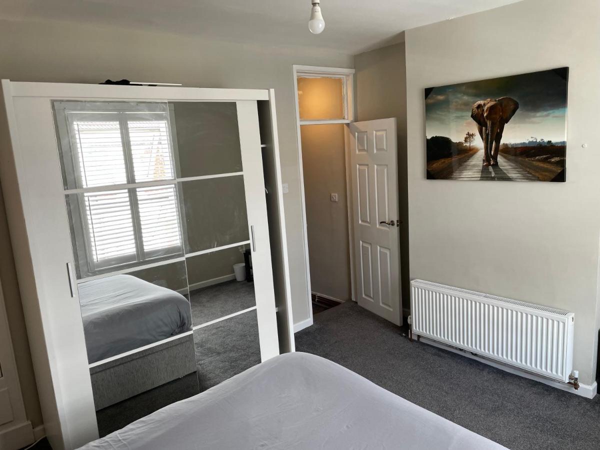 Family Home Copnor Портсмут Екстер'єр фото