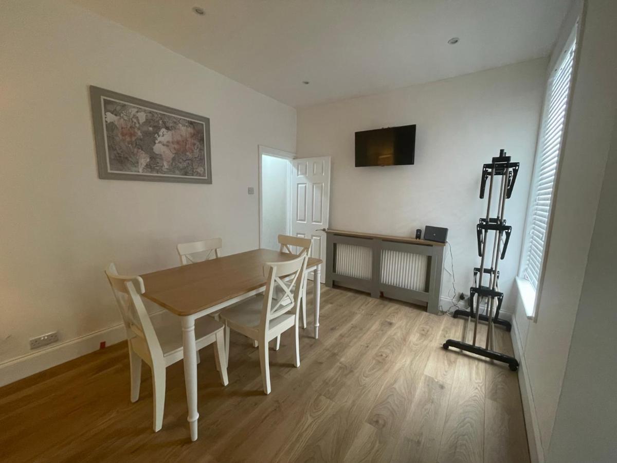 Family Home Copnor Портсмут Екстер'єр фото